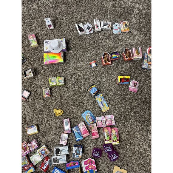 Lot Of Zuru Mini Brands Disney Animator Pantry Star Wars Turtles Grocery Display - Picture 9 of 16